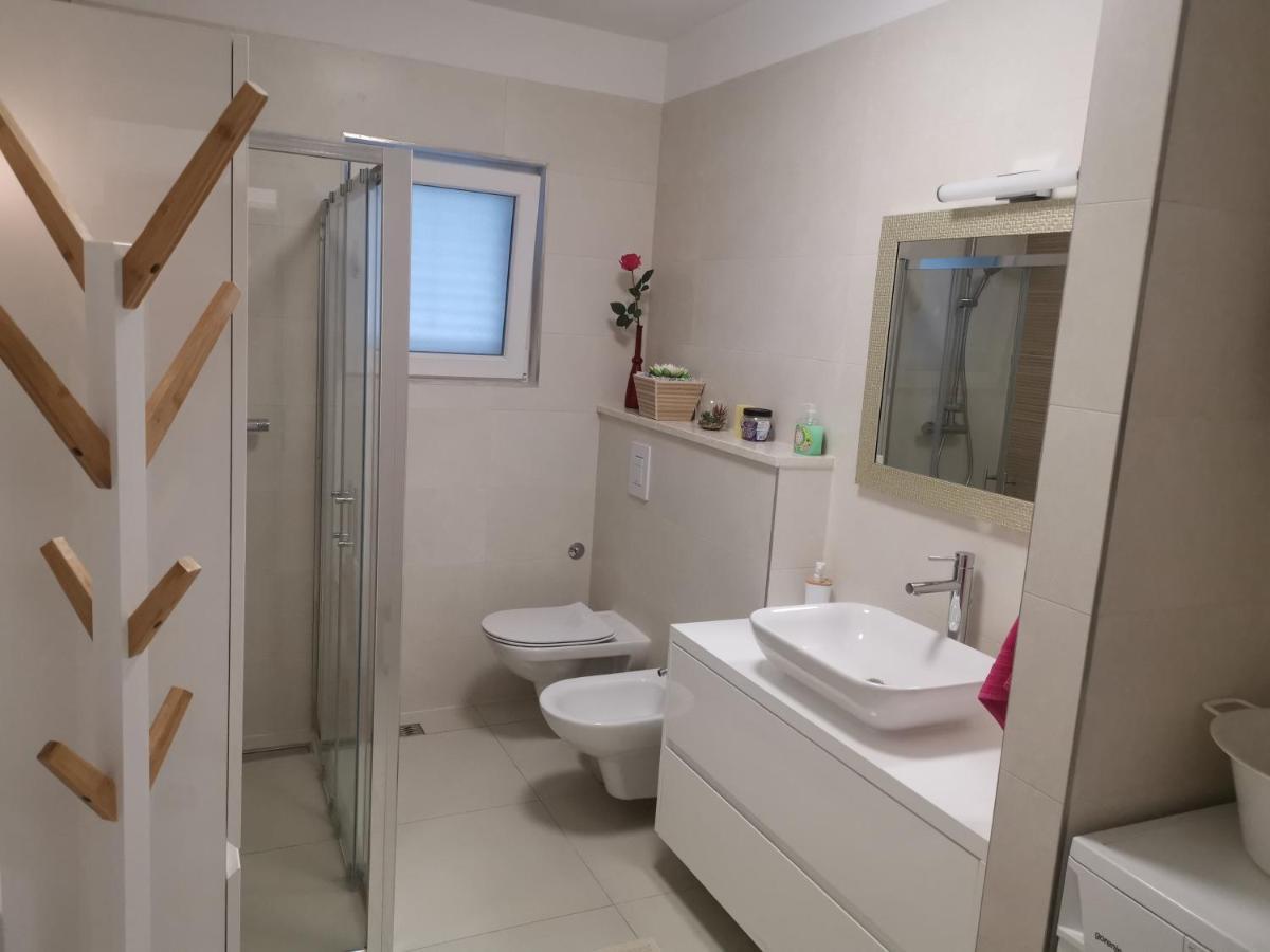 Petra Apartment Split Exteriör bild